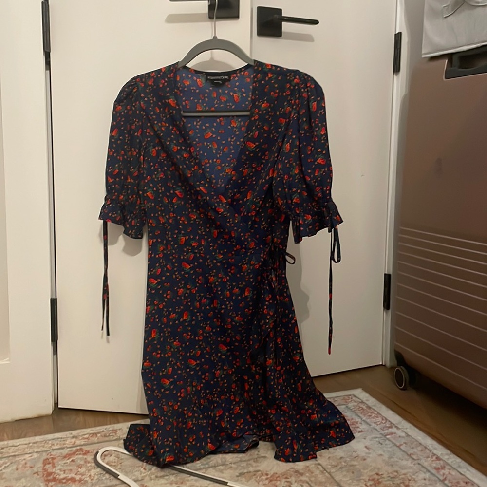 NEVER WORN DRESS
